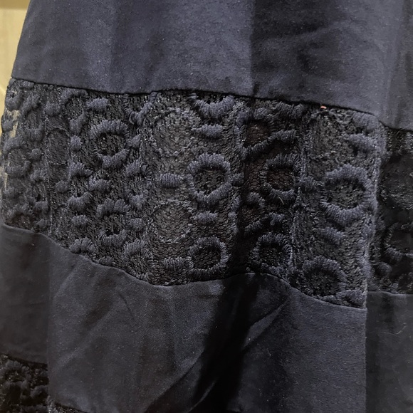 Doe & Rae Dress Size Medium - Picture 2 of 3